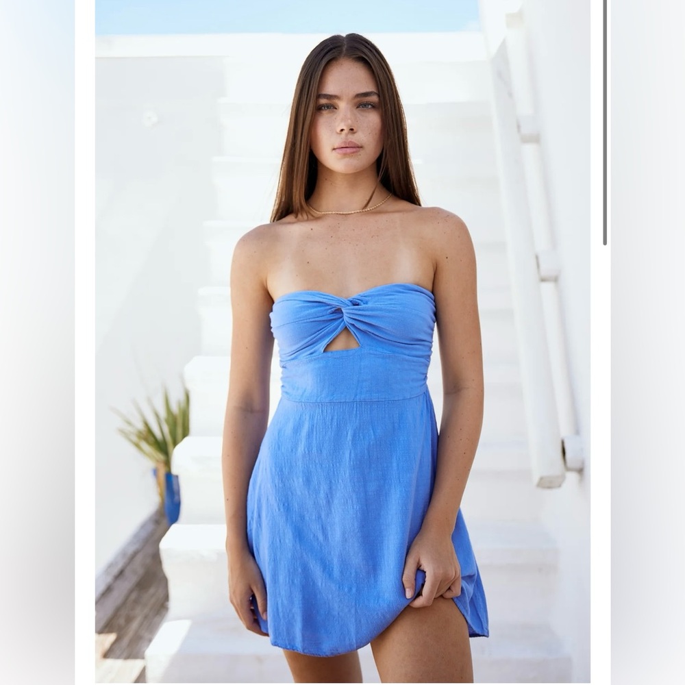 Beachy Blue Strapless Flowy Dress